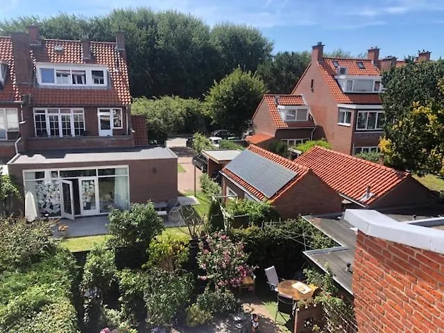 Dunes Side Den Haag Apartment Homestay